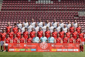 半岛体育APP-德甲今日：美因茨vs海登海姆