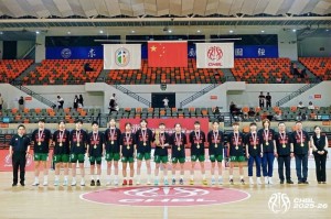 半岛体育官网-长春著名中学女篮夺冠，直通全国总决赛|总冠军|中国女篮|校园|篮球|北区_新浪体育_新浪新闻