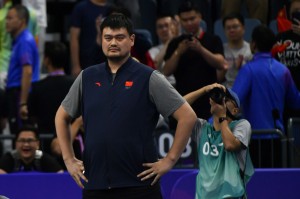 半岛体育APP-姚明谈身份转变：我不想再做回答者了 我想做一个提问者